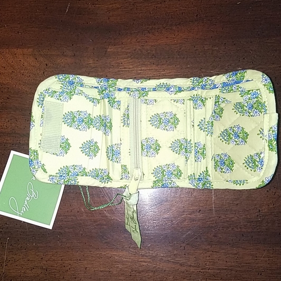 Retired Vera Bradley tote and wallet - Picture 5 of 6